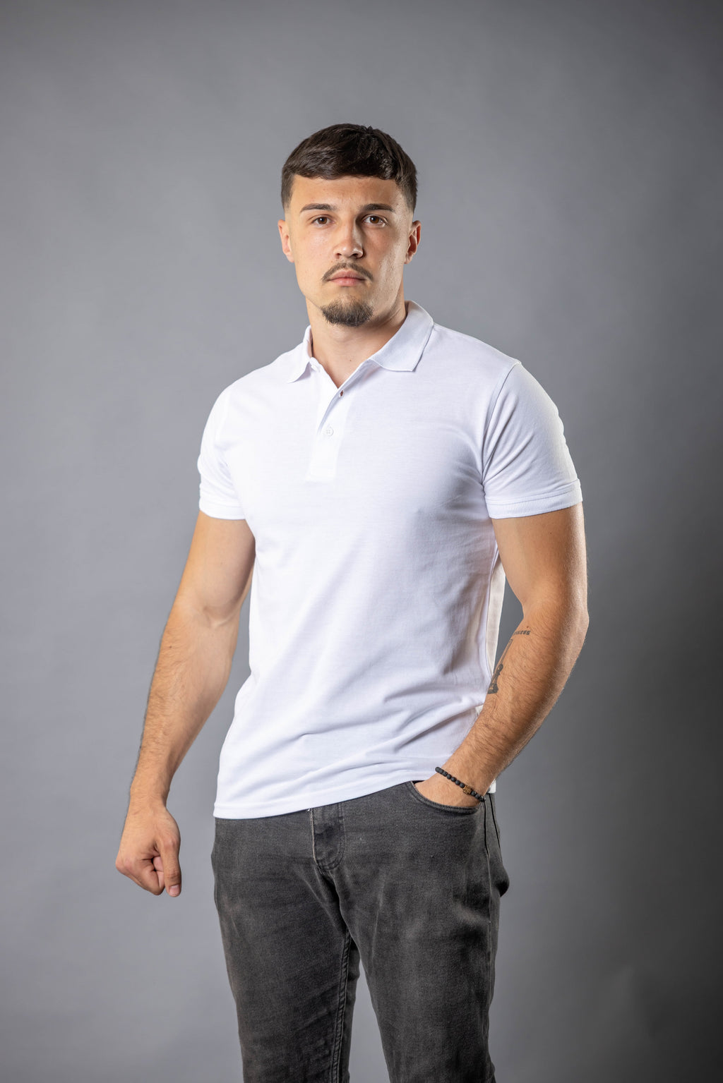 Elegant Polo Bela